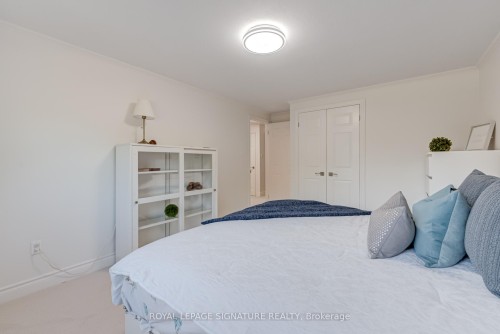 1481 Otis Avenue, Mississauga, ON - Indoor Photo Showing Bedroom