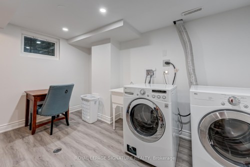 1481 Otis Avenue, Mississauga, ON - Indoor Photo Showing Laundry Room