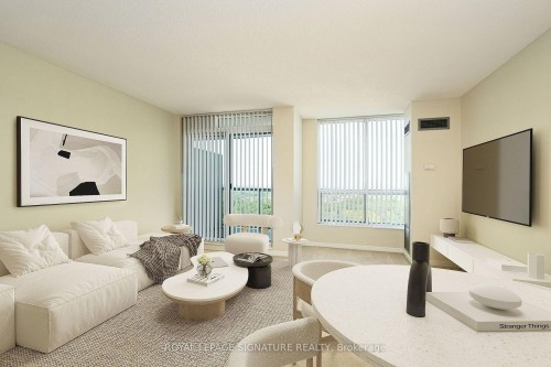1703-2545 Erin Centre Boulevard, Mississauga, ON - Indoor Photo Showing Living Room