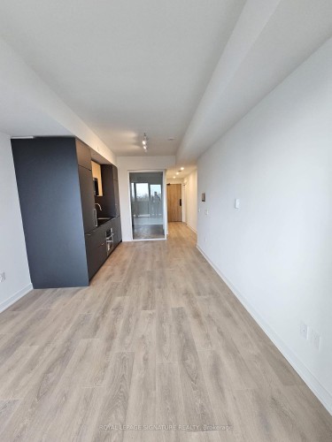 420-1 Fairview Road E, Mississauga, ON - Indoor Photo Showing Other Room