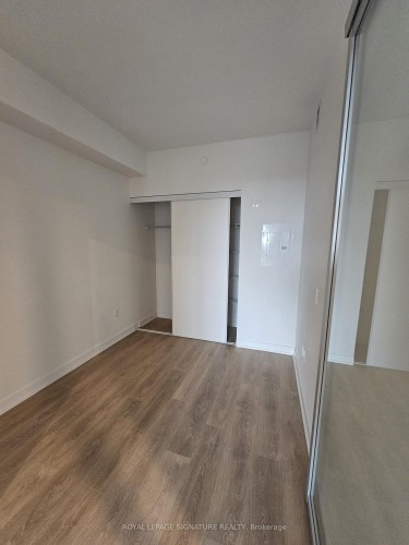 420-1 Fairview Road E, Mississauga, ON - Indoor Photo Showing Other Room