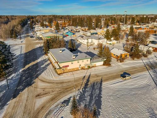 4907  51 St, Breton, AB 