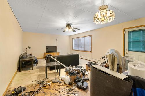 4907  51 St, Breton, AB 