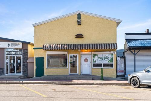 4914  50 Street, Onoway, AB 