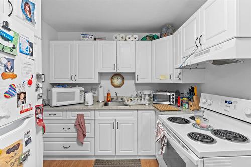 4914  50 Street, Onoway, AB 