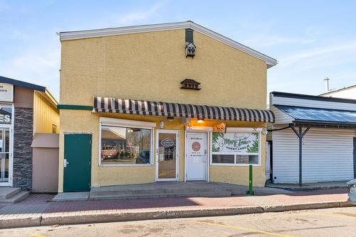 4914  50 Street, Onoway, AB 