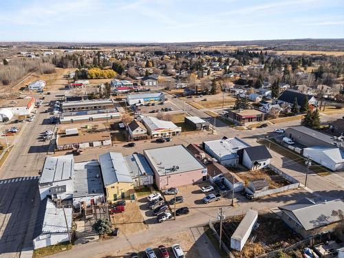 4914  50 Street, Onoway, AB 