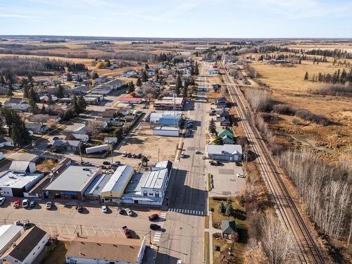 4914  50 Street, Onoway, AB 