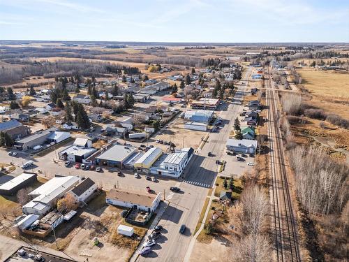 4914  50 Street, Onoway, AB 