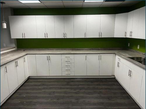 206 10175  109 Street, Edmonton, AB 