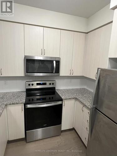 903 - 349 Rathburn Road W, Mississauga, ON - Indoor Photo Showing Kitchen