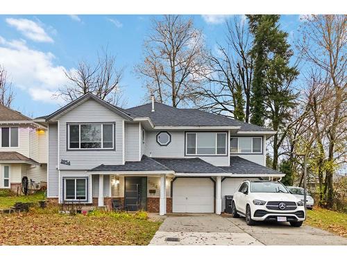 2934 E Osprey Drive, Abbotsford, BC - Outdoor With Facade