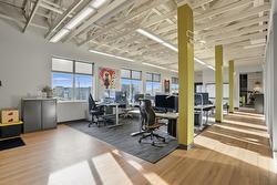 5677  99 Street  Edmonton, AB T6E 3N8