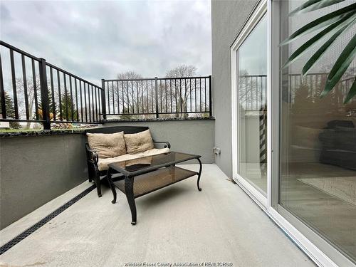 Lower-87 Draper, Harrow, ON 