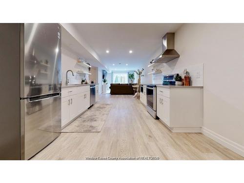 Lower-87 Draper, Harrow, ON 