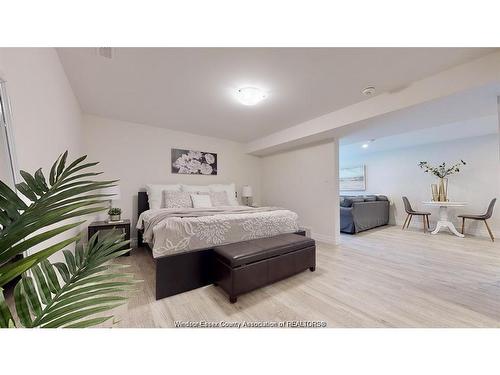 Lower-87 Draper, Harrow, ON 