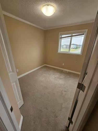 16 16, 2402  Pelican Close, Cold Lake, AB - Indoor Photo Showing Other Room