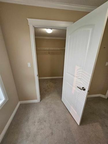 16 16, 2402  Pelican Close, Cold Lake, AB - Indoor Photo Showing Other Room