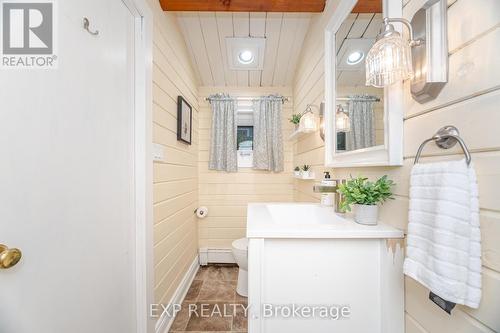 51 Chapel Street, Brampton, ON - Indoor