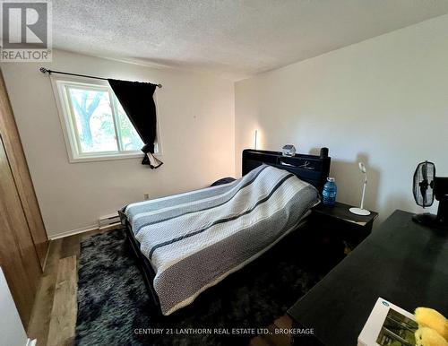 317 - 573 Armstrong Road, Kingston (East Gardiners Rd), ON - Indoor Photo Showing Bedroom