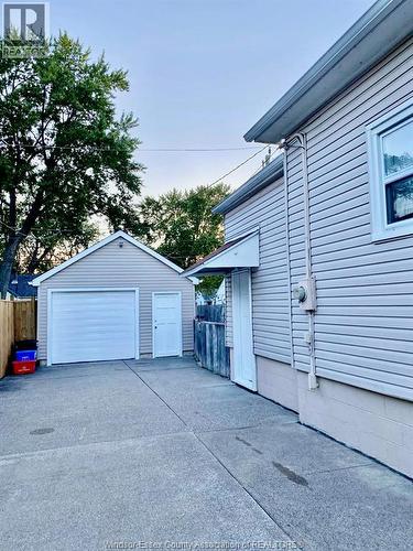 943 Lauzon Road, Windsor, ON - Outdoor