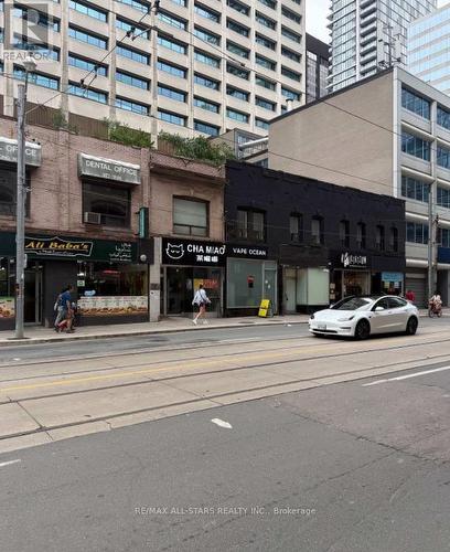 Unit B - 209 Dundas Street W, Toronto, ON 