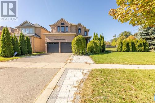 238 DEVONSLEIGH BOULEVARD  Richmond Hill, ON L4S 2P8