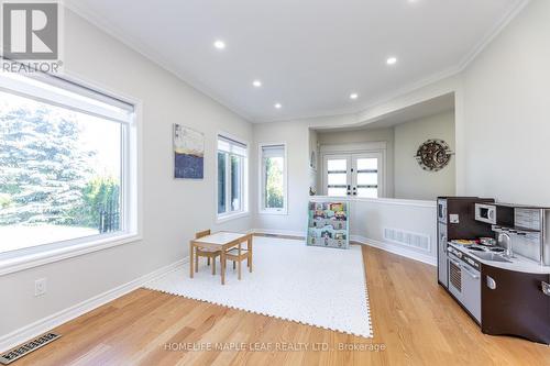 238 Devonsleigh Boulevard, Richmond Hill, ON - Indoor