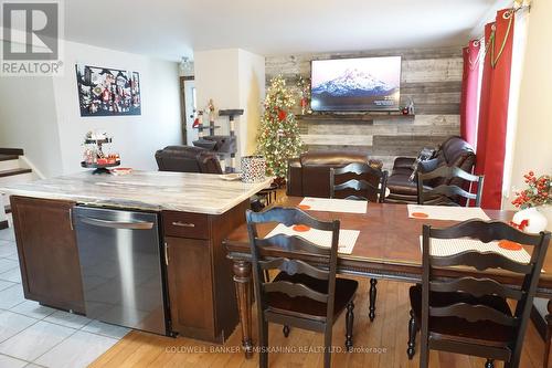 151 Carter Boulevard, Temiskaming Shores (Haileybury), ON - Indoor Photo Showing Dining Room