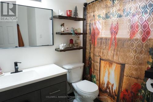 Main Bathroo - 151 Carter Boulevard, Temiskaming Shores (Haileybury), ON - Indoor Photo Showing Bathroom