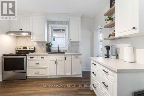 22 Bertram Street, St. Catharines (E. Chester), ON 