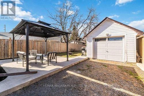 22 Bertram Street, St. Catharines (E. Chester), ON 