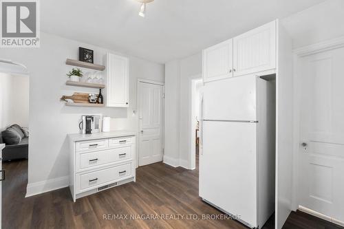 22 Bertram Street, St. Catharines (E. Chester), ON 