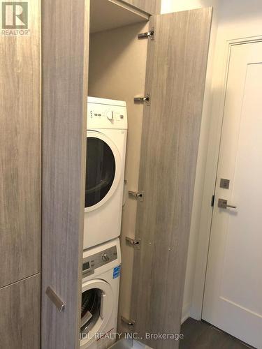 1406 - 50 Charles Street E, Toronto, ON - Indoor Photo Showing Laundry Room