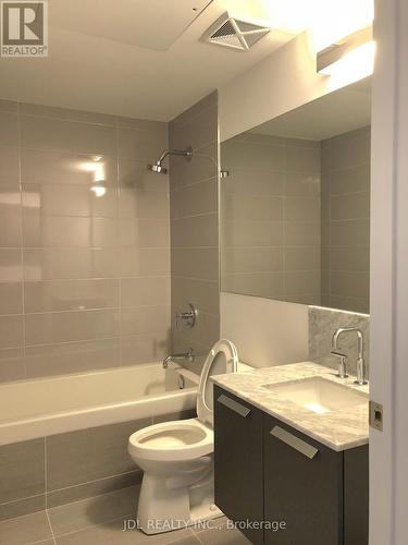 1406 - 50 Charles Street E, Toronto, ON - Indoor Photo Showing Bathroom