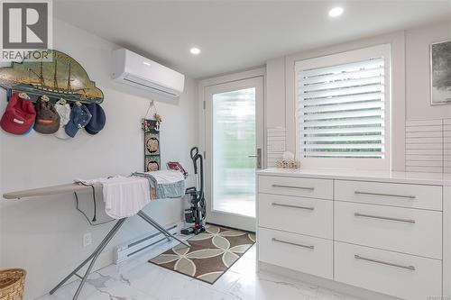 3483 Schooner Rd, Nanoose Bay, BC - Indoor