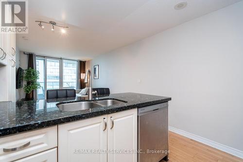 1403 - 33 Elm Drive, Mississauga, ON 