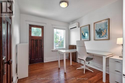 23 Ottawa Street S, Hamilton, ON - Indoor Photo Showing Office