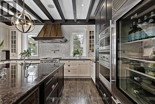120 Timber Leif Ridge, Blue Mountains, ON - Indoor Photo Showing Kitchen With Upgraded Kitchen