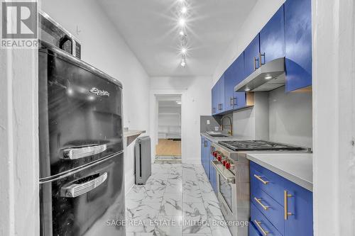 Upper - 1108 St. Clair Avenue W, Toronto, ON - Indoor Photo Showing Kitchen