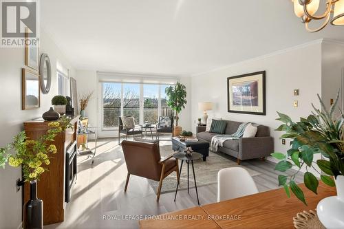 503 - 115 Barrett Court, Kingston (Kingston East (Incl Barret Crt)), ON - Indoor Photo Showing Living Room