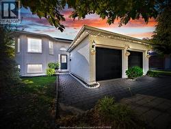 2153 DOMINION BOULEVARD  Windsor, ON N9B 3H8