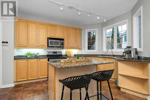1581 Dockray Drive, Milton, ON - Indoor Photo Showing Kitchen
