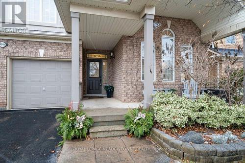 1581 Dockray Drive, Milton, ON - Outdoor