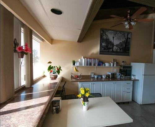 4801  53 St, Forestburg, AB 