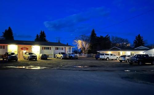 4801  53 St, Forestburg, AB 