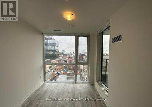 1005 - 70 Princess Street, Toronto, ON - Indoor Photo Showing Other Room
