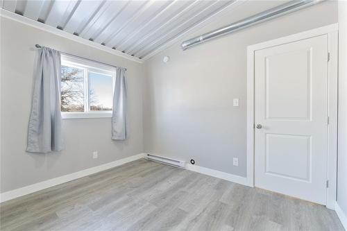 218 Whitmore Avenue W, Dauphin, MB - Indoor Photo Showing Other Room