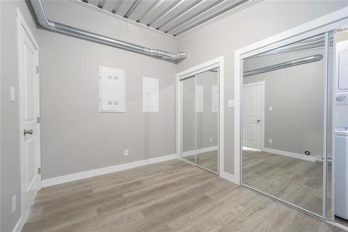 218 Whitmore Avenue W, Dauphin, MB - Indoor Photo Showing Other Room