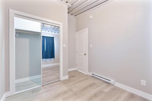 218 Whitmore Avenue W, Dauphin, MB - Indoor Photo Showing Other Room